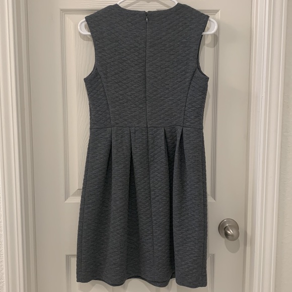 Gray dress - Picture 2 of 5